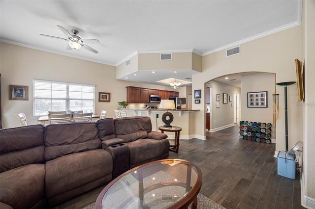 146 175TH TERRACE DRIVE E, Redington Shores, FL 33708