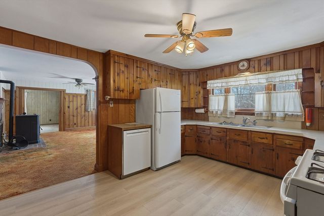 59 Oriole St., Gardner, MA 01440