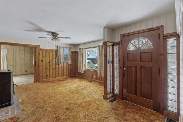 59 Oriole St., Gardner, MA 01440