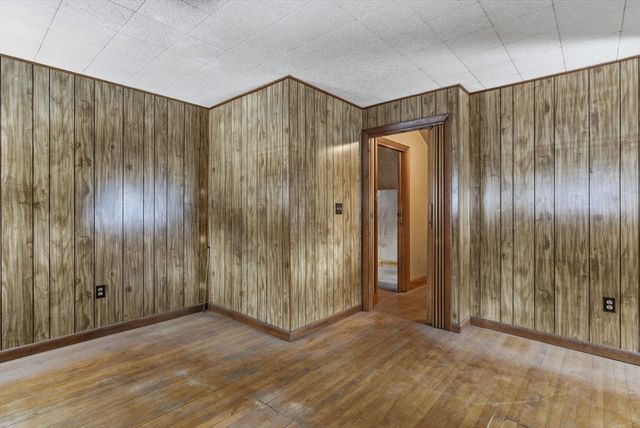 59 Oriole St., Gardner, MA 01440