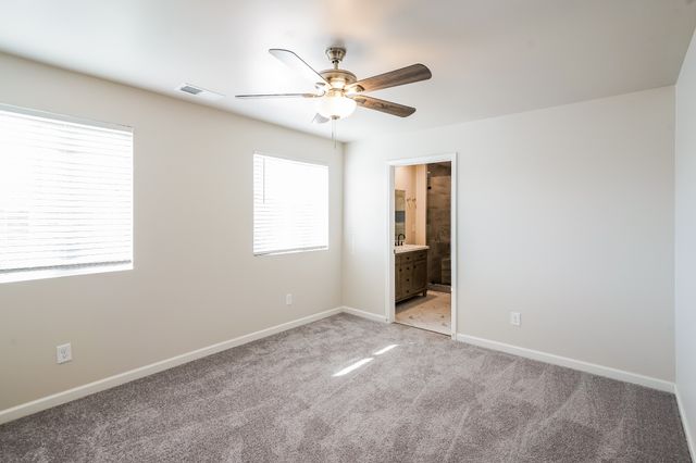 1080 Pepper Stone Dr, Lebanon, TN 37087