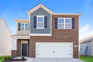 1080 Pepper Stone Dr, Lebanon, TN 37087