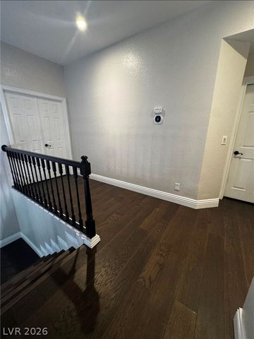 7824 Emerald Harbor Court, Las Vegas, NV 89128