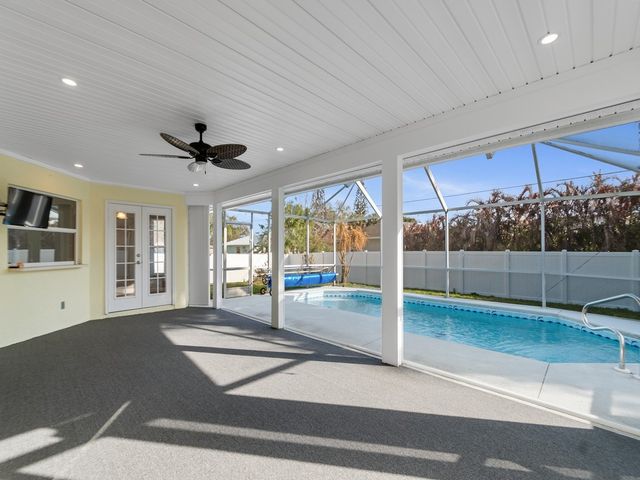 492 Biscayne Lane, Sebastian, FL 32958