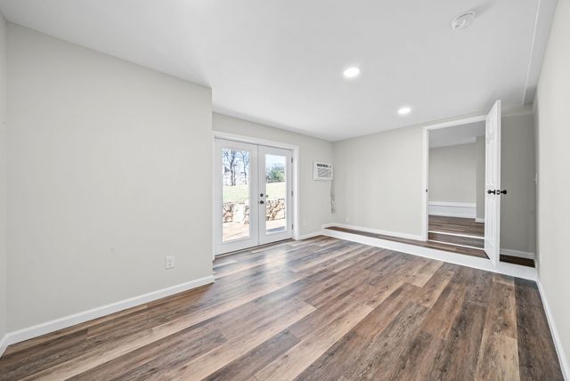 1214 Talley Dr, Clarksville, TN 37040