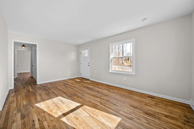 1214 Talley Dr, Clarksville, TN 37040