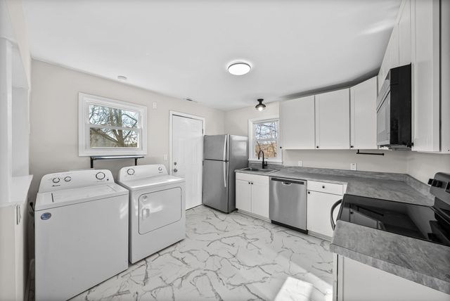 1214 Talley Dr, Clarksville, TN 37040