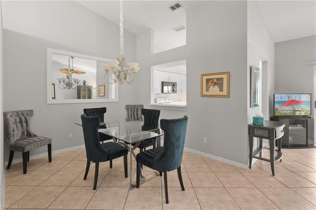 3383 Erick Lake DR 2902, Naples, FL 34109