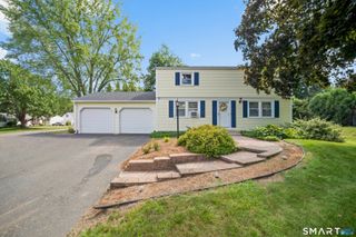 22 Cleveland Street, Enfield, CT 06082