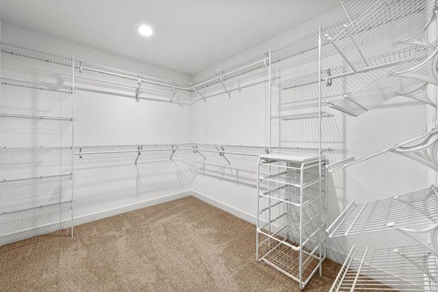 317 Oak Marsh Drive, Mankato, MN 56001