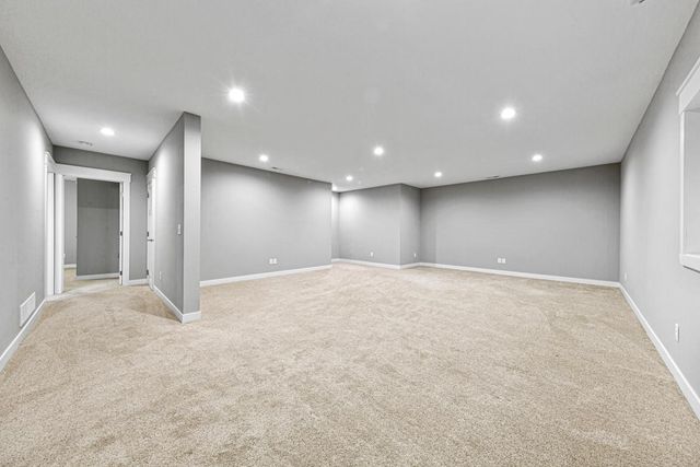 317 Oak Marsh Drive, Mankato, MN 56001