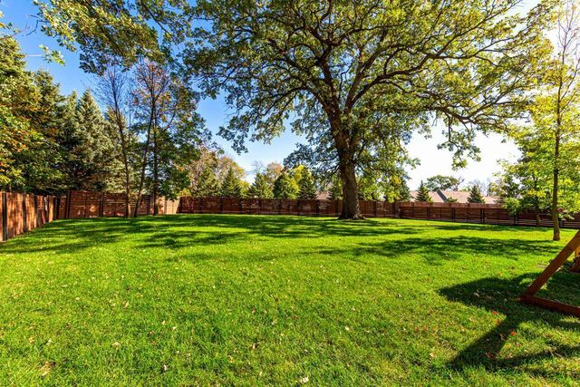 317 Oak Marsh Drive, Mankato, MN 56001