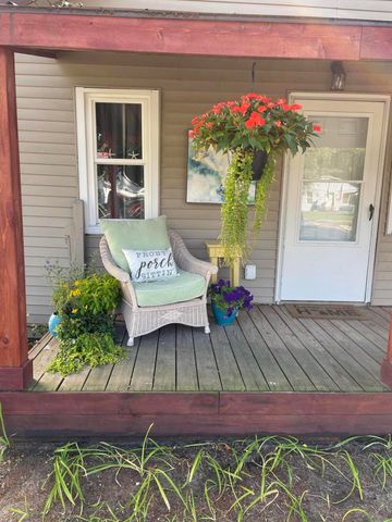 1255 Langeland Avenue, Muskegon City, MI 49442