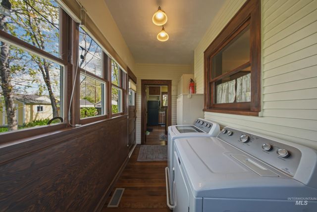 2200 W Bannock St, Boise, ID 83702