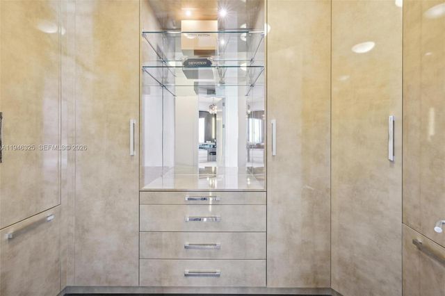 18555 Collins Ave 2601, Sunny Isles Beach, FL 33160