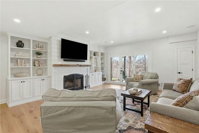 312 Sewickley Ridge Drive, Aleppo, PA 15143