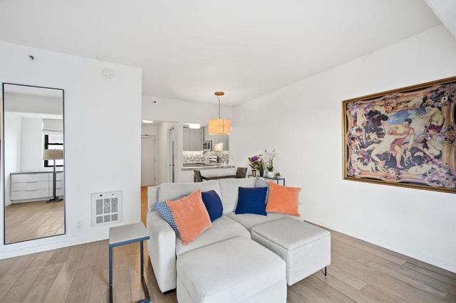 1 Daniel Burnham Court 307, San Francisco, CA 94109