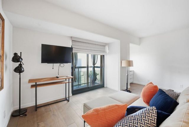1 Daniel Burnham Court 307, San Francisco, CA 94109
