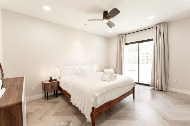 575 N Burton Way, Palm Springs, CA 92262