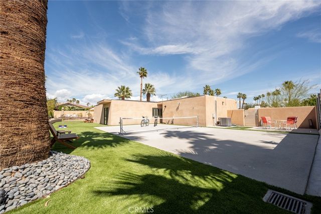 575 N Burton Way, Palm Springs, CA 92262