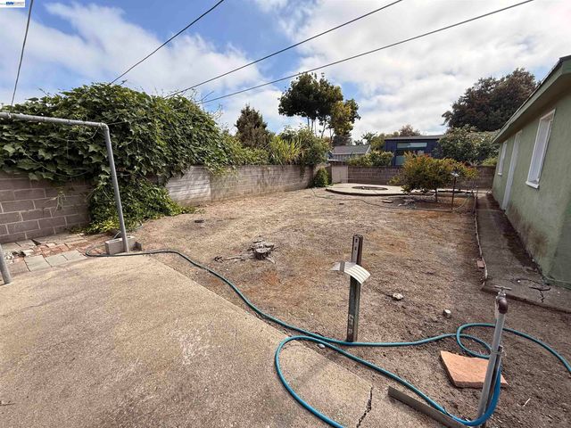 1118 Lucille St, San Leandro, CA 94577