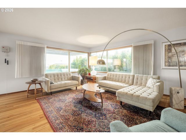 13219 Ne ROSE Pkwy, Portland, OR 97230