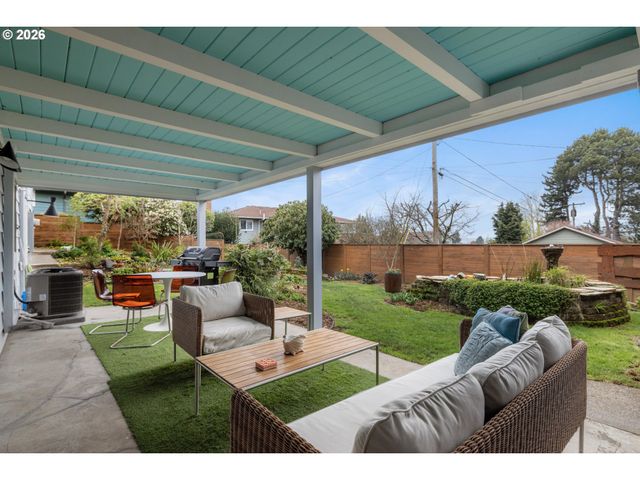 13219 Ne ROSE Pkwy, Portland, OR 97230