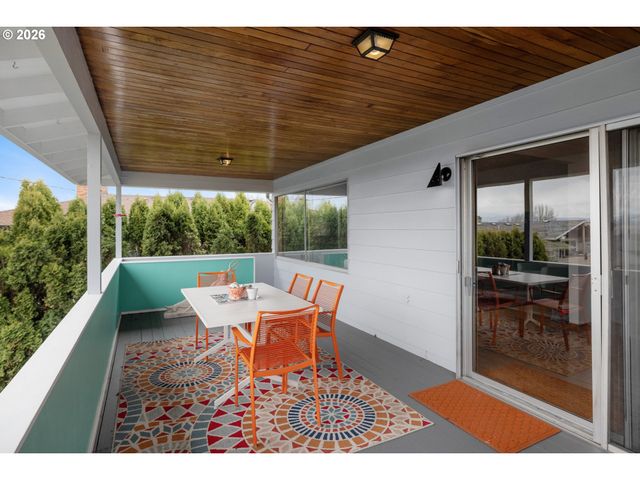 13219 Ne ROSE Pkwy, Portland, OR 97230