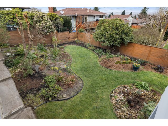 13219 Ne ROSE Pkwy, Portland, OR 97230