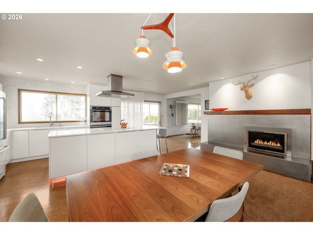 13219 Ne ROSE Pkwy, Portland, OR 97230