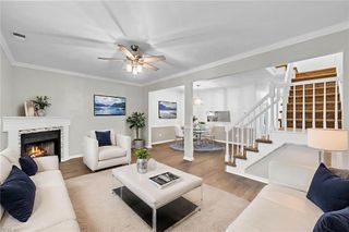 620 Creekside CT, Chesapeake, VA 23320