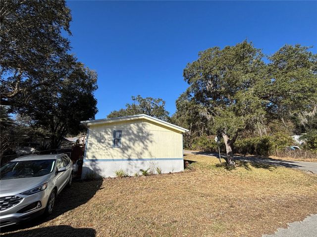 18592 SE 21ST STREET, Silver Springs, FL 34488