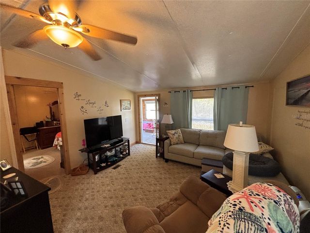 18592 SE 21ST STREET, Silver Springs, FL 34488