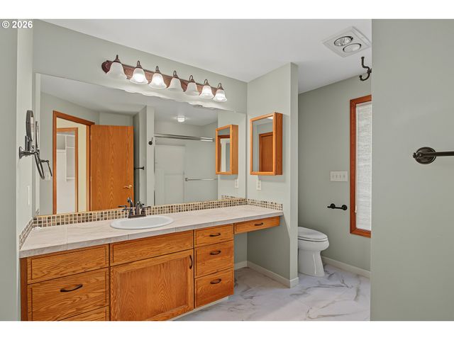 15705 Se 34TH Cir, Vancouver, WA 98683