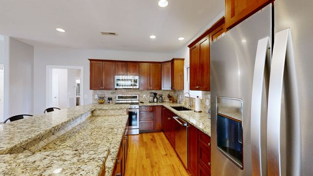 94 Mires Rd, Mount Juliet, TN 37122