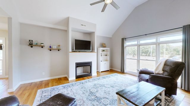 94 Mires Rd, Mount Juliet, TN 37122