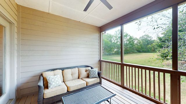 94 Mires Rd, Mount Juliet, TN 37122