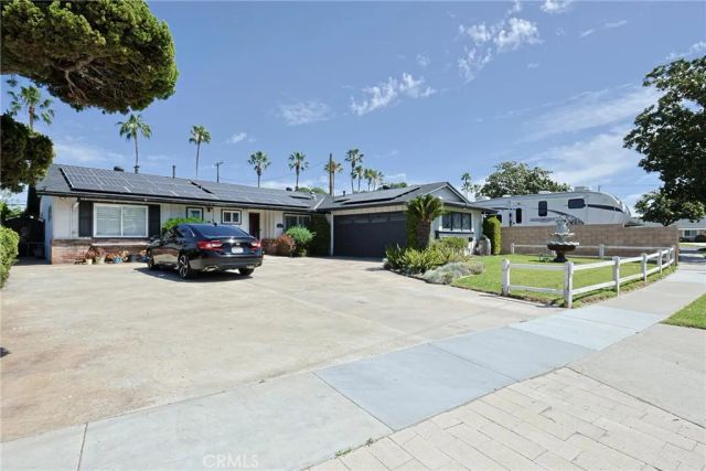 1621 W Palais, Anaheim, CA 92802