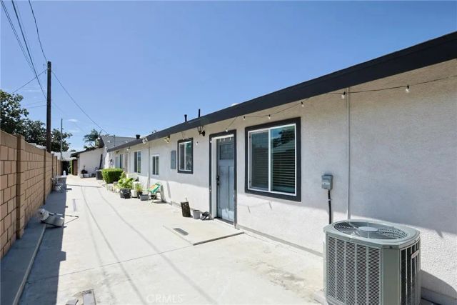 1621 W Palais, Anaheim, CA 92802