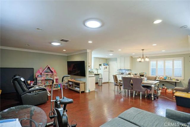 1621 W Palais, Anaheim, CA 92802