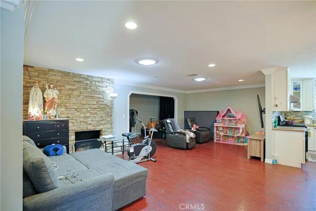 1621 W Palais, Anaheim, CA 92802