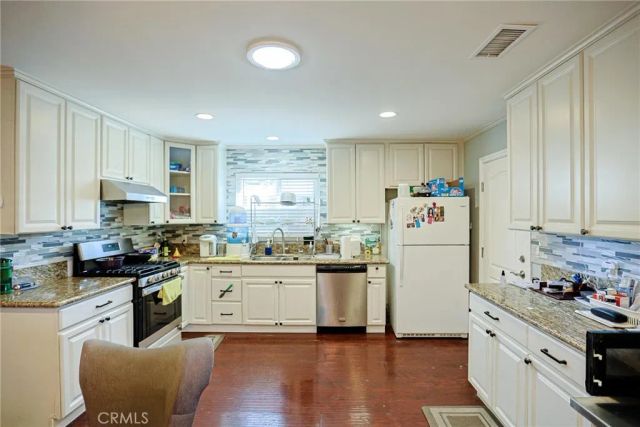 1621 W Palais, Anaheim, CA 92802