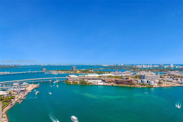 335 S Biscayne Blvd UPH-10, Miami, FL 33131