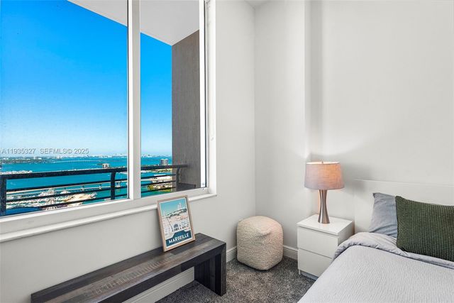 335 S Biscayne Blvd UPH-10, Miami, FL 33131