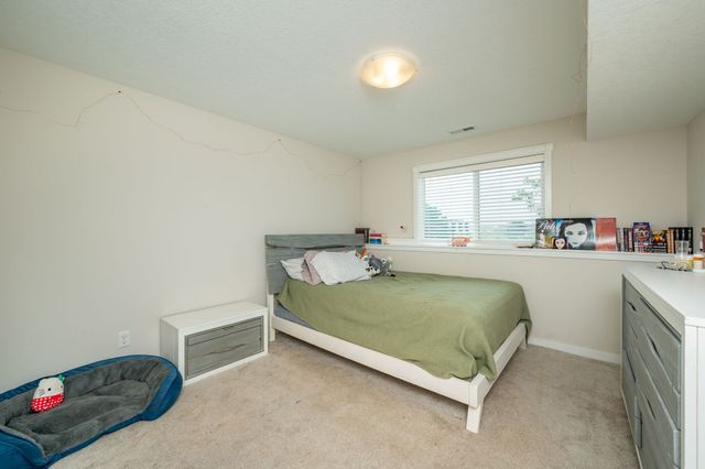 1112 NW Yorktown Drive, Waukee, IA 50263