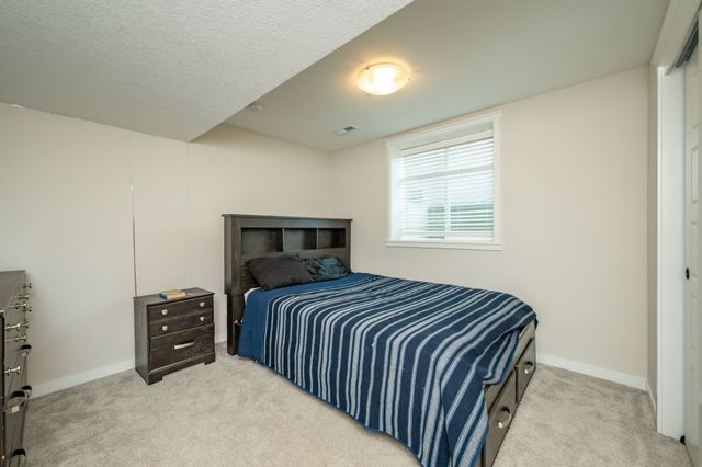 1112 NW Yorktown Drive, Waukee, IA 50263