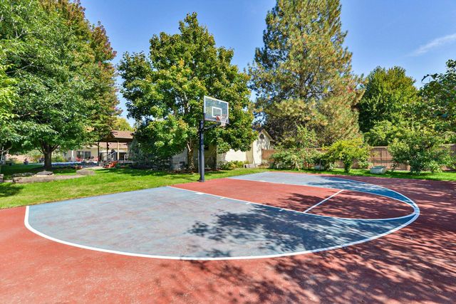 4230 S Evergreen Rd, Spokane Valley, WA 99037