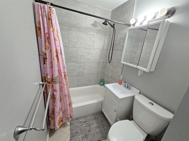 1909 Minnie Street, Port Huron, MI 48060