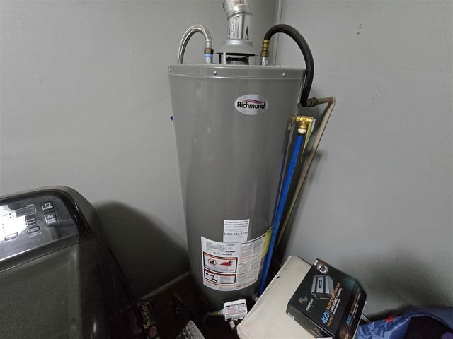 1909 Minnie Street, Port Huron, MI 48060