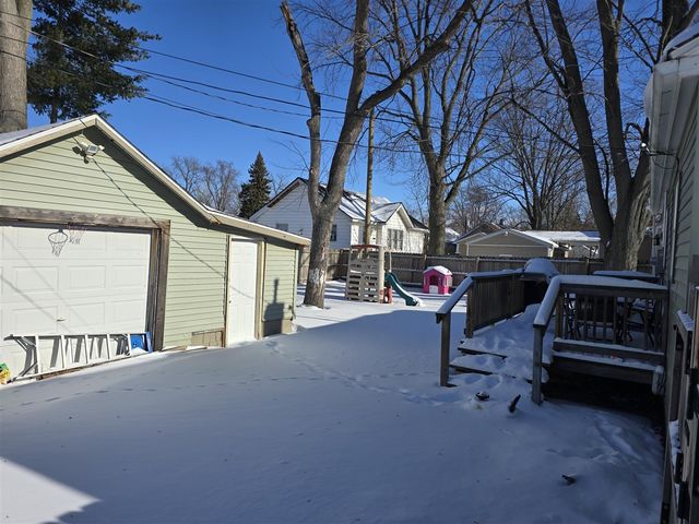 1909 Minnie Street, Port Huron, MI 48060